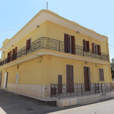 Holiday home Titina Montalbano (Apulia)